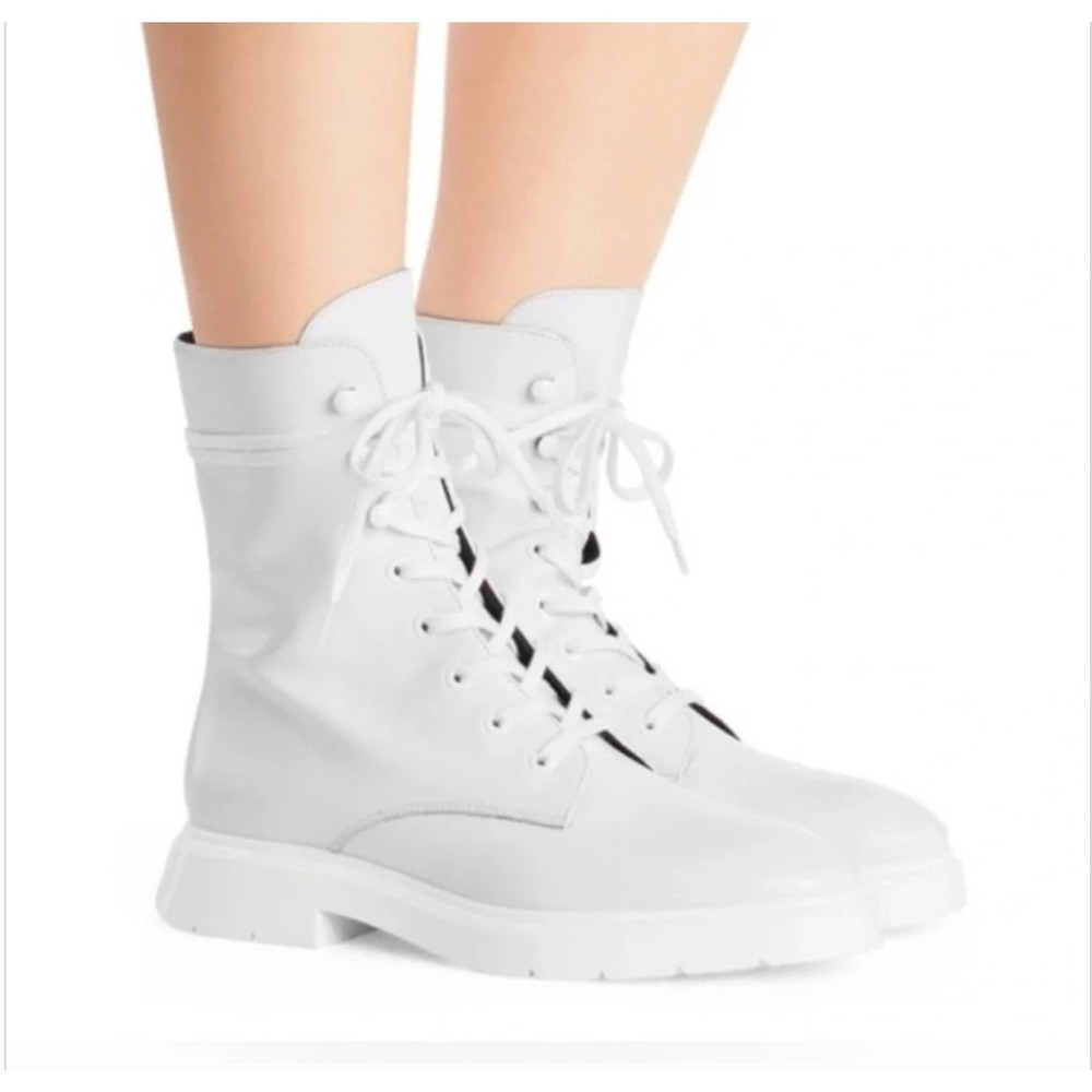 Stuart Weitzman McKenzee White Leather Combat‎ Boots Womens 9 Lug Sole Designer